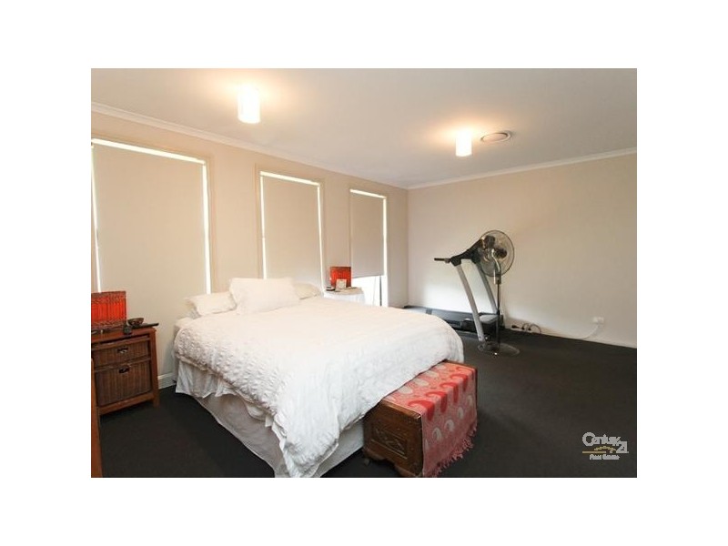 26 Burrong Street, Fletcher NSW 2287