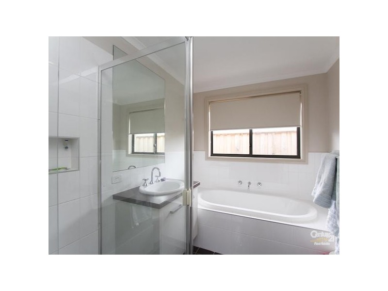 26 Burrong Street, Fletcher NSW 2287