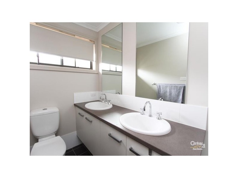 26 Burrong Street, Fletcher NSW 2287