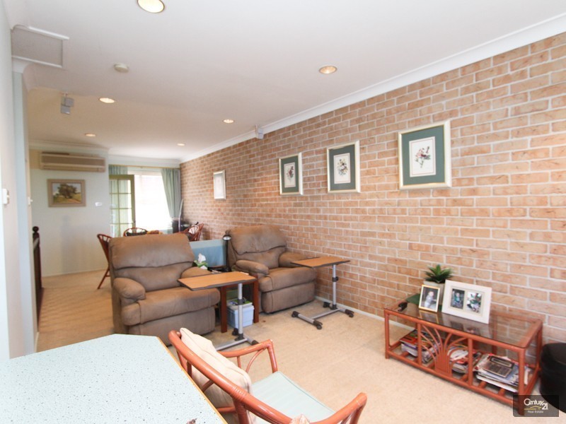 1/9 The Parade, Belmont NSW 2280