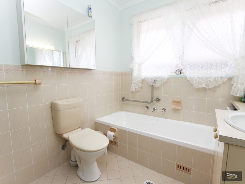 1/9 The Parade, Belmont NSW 2280