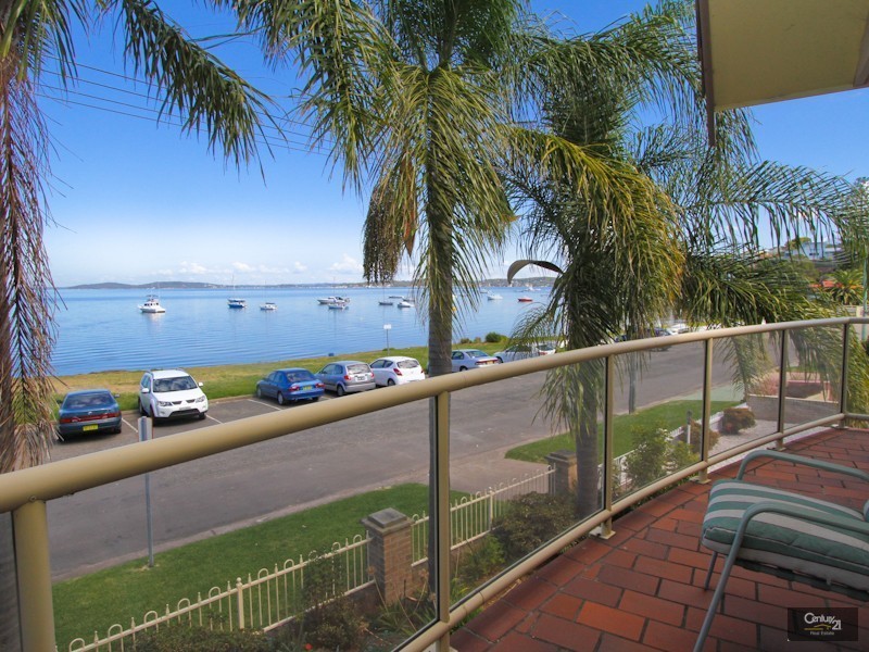 1/9 The Parade, Belmont NSW 2280