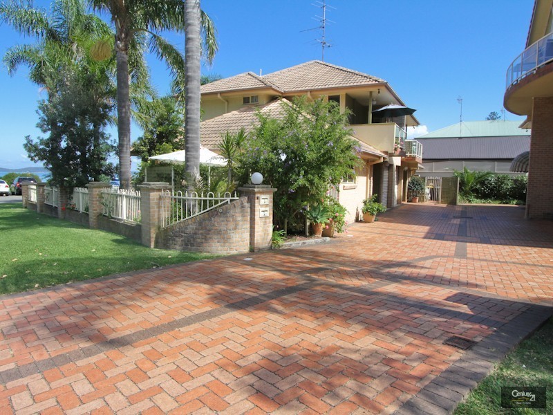 1/9 The Parade, Belmont NSW 2280