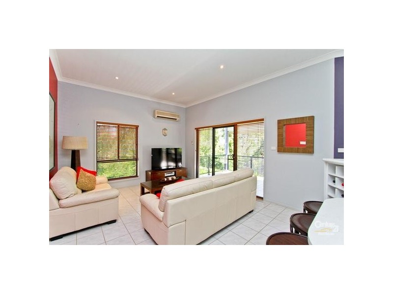 9 Espirit Close, Eleebana NSW 2282