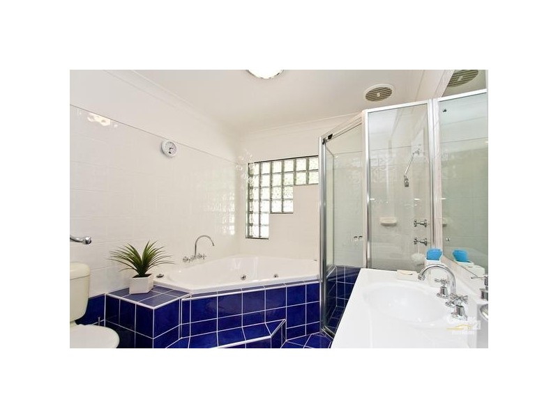 9 Espirit Close, Eleebana NSW 2282