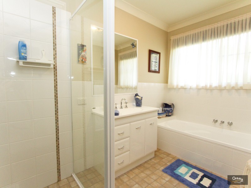 57 Laxton Crescent, Belmont North NSW 2280