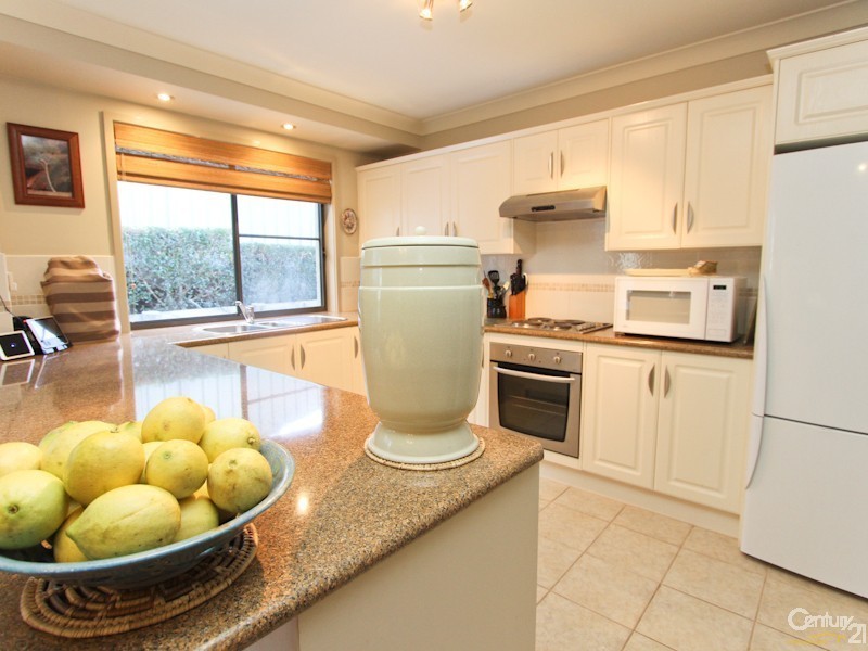 57 Laxton Crescent, Belmont North NSW 2280