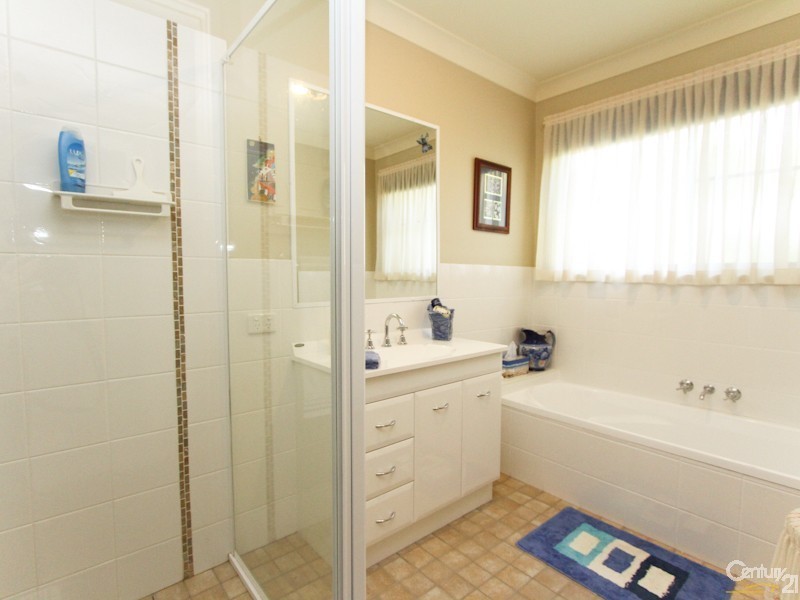 57 Laxton Crescent, Belmont North NSW 2280