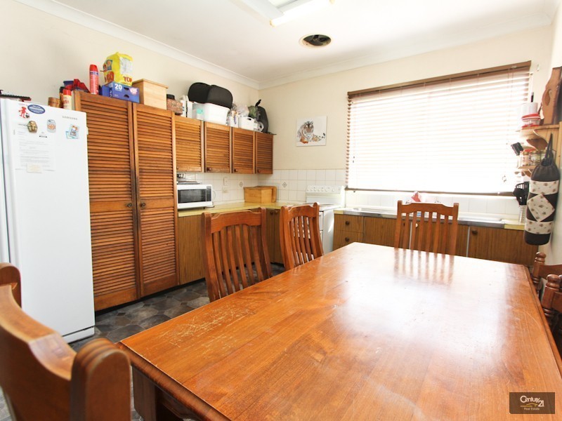 27 Jonathan Street, Warners Bay NSW 2282