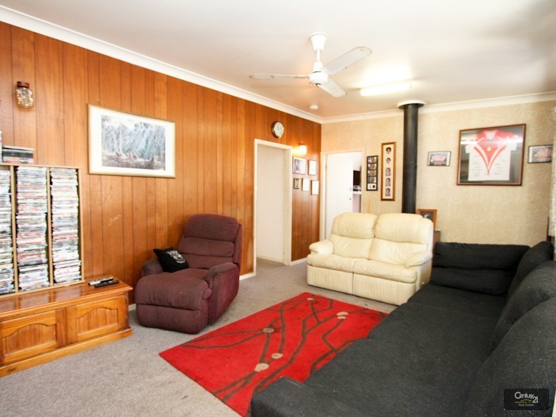 27 Jonathan Street, Warners Bay NSW 2282