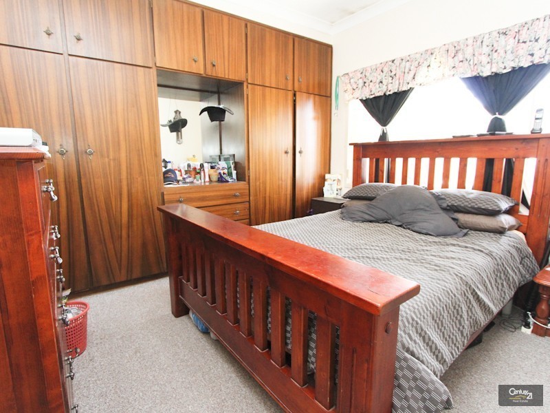 27 Jonathan Street, Warners Bay NSW 2282