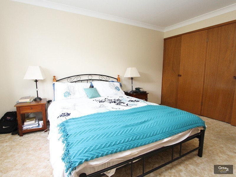 76 Regal Way, Valentine NSW 2280