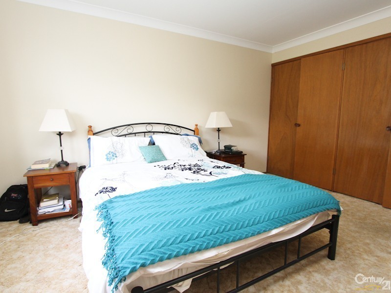 76 Regal Way, Valentine NSW 2280