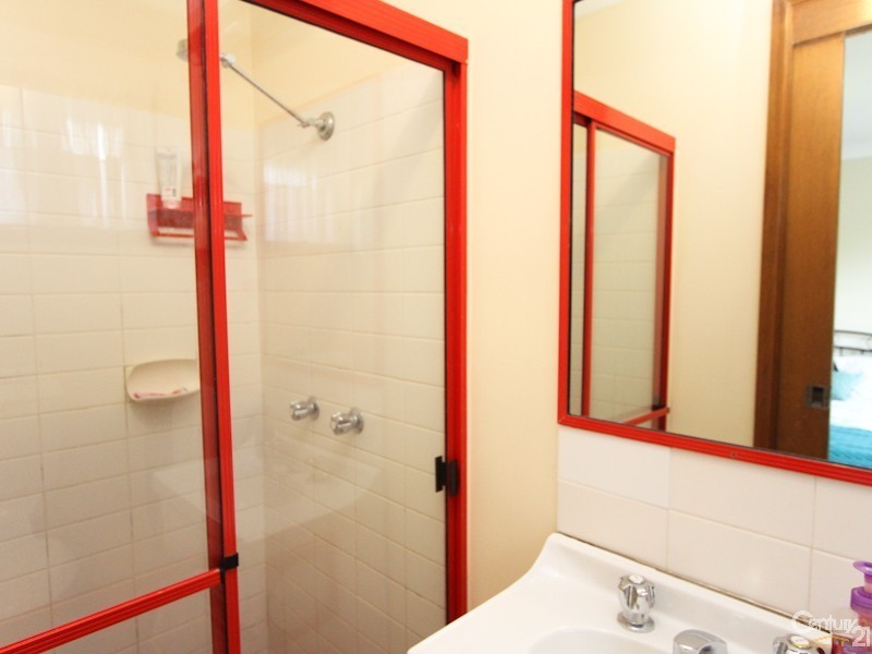 76 Regal Way, Valentine NSW 2280