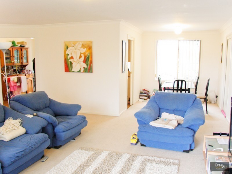 1/3  Roma Road, Valentine NSW 2280