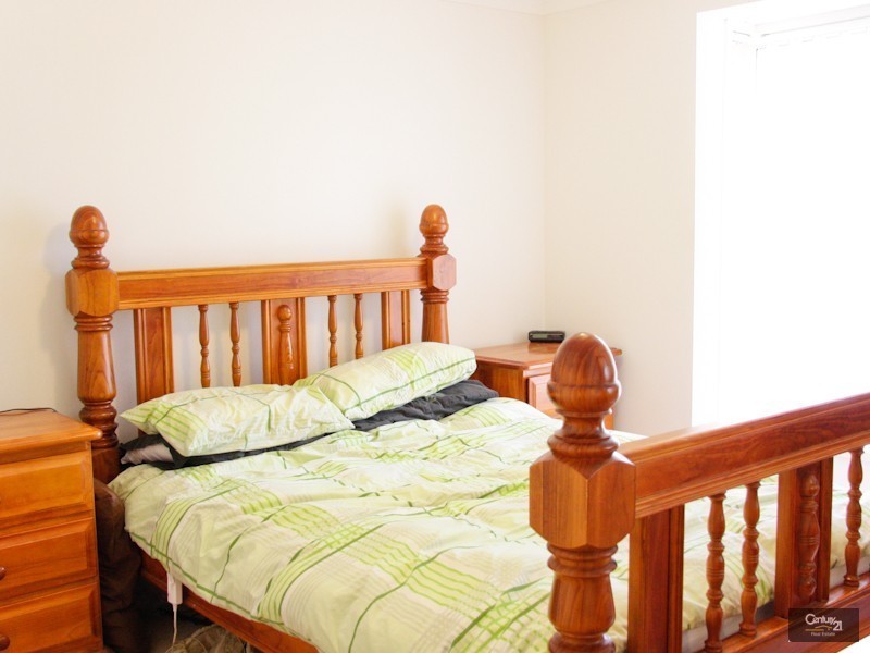 1/3  Roma Road, Valentine NSW 2280