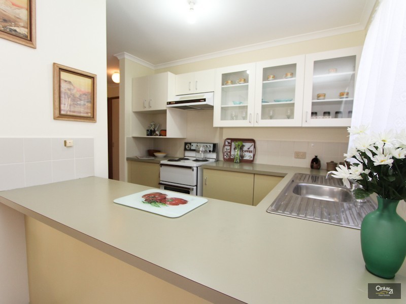 6/50 Allambee Place, Valentine NSW 2280