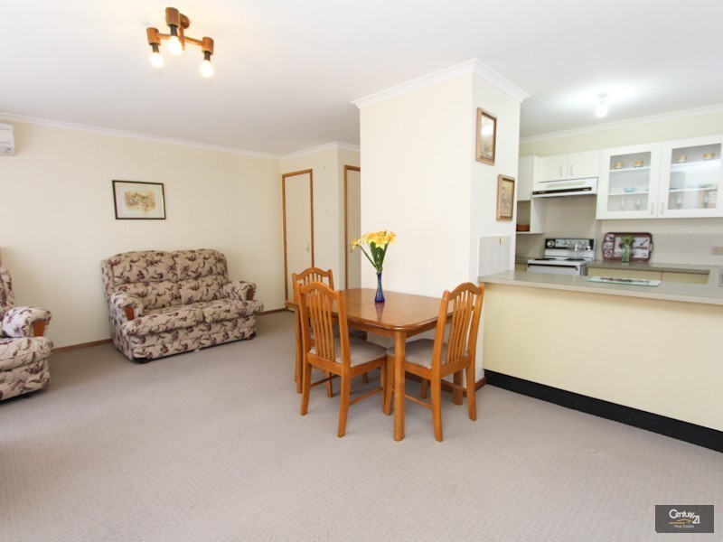 6/50 Allambee Place, Valentine NSW 2280