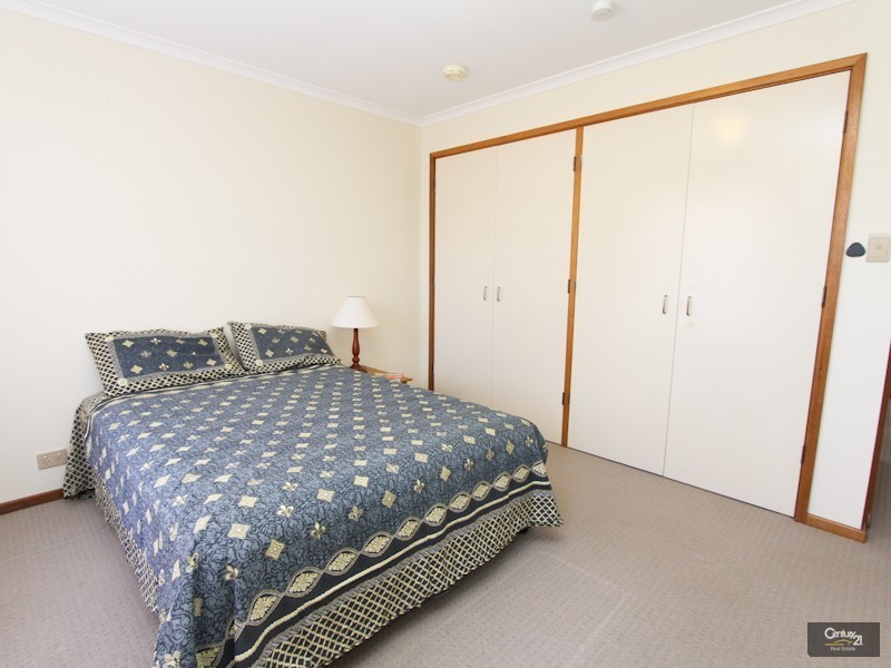 6/50 Allambee Place, Valentine NSW 2280