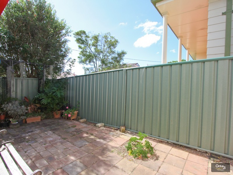 6/50 Allambee Place, Valentine NSW 2280