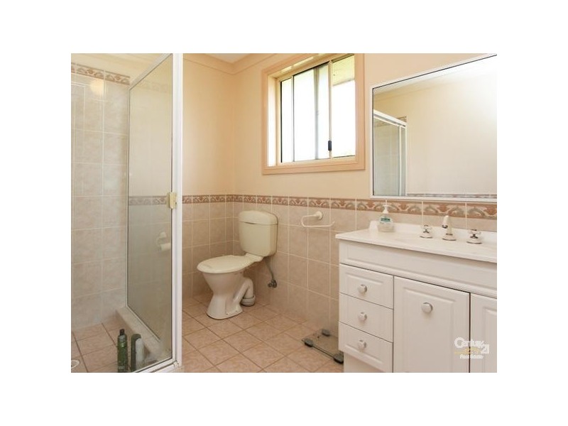 1 Chardonnay Court, Eleebana NSW 2282
