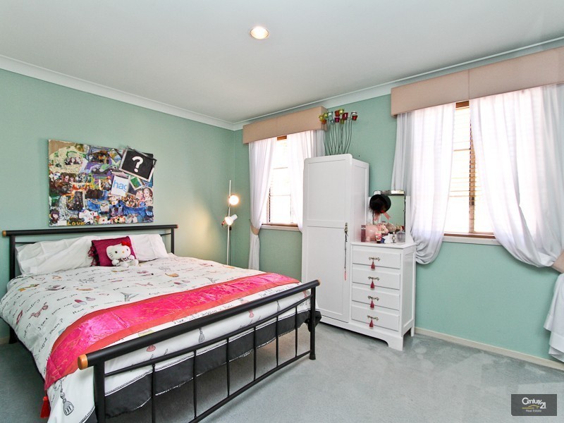 7 Ruston Avenue, Valentine NSW 2280