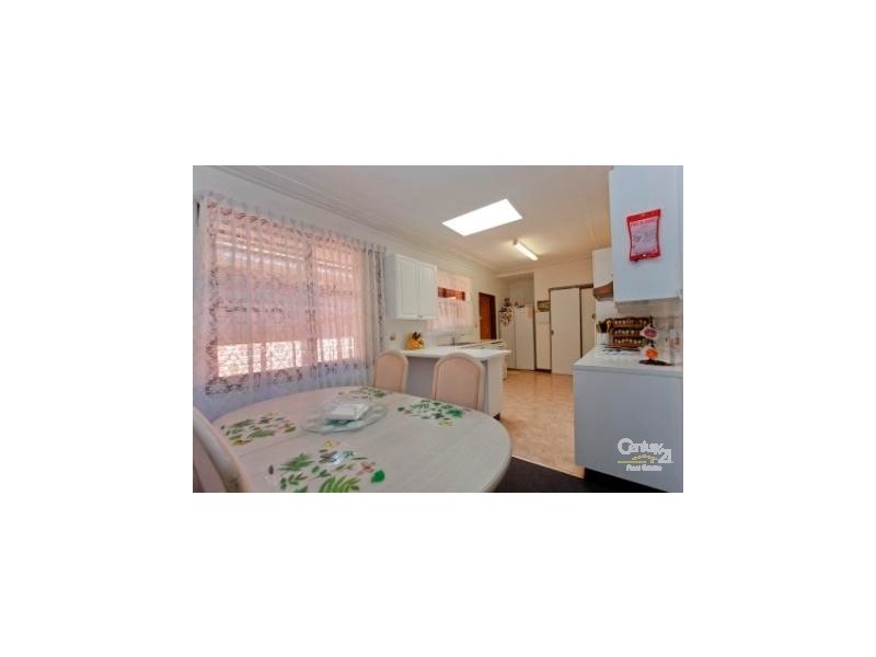 34 Berkeley Street, Speers Point NSW 2284