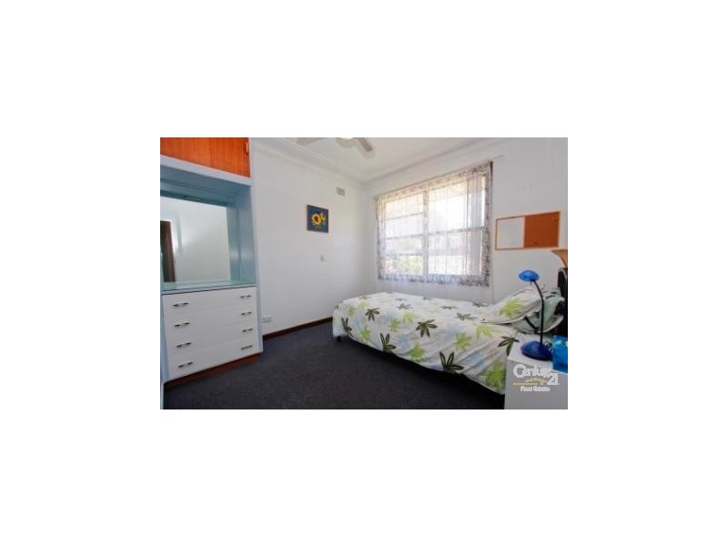 34 Berkeley Street, Speers Point NSW 2284