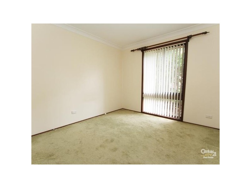 60 GladGunson Drive, Eleebana NSW 2282