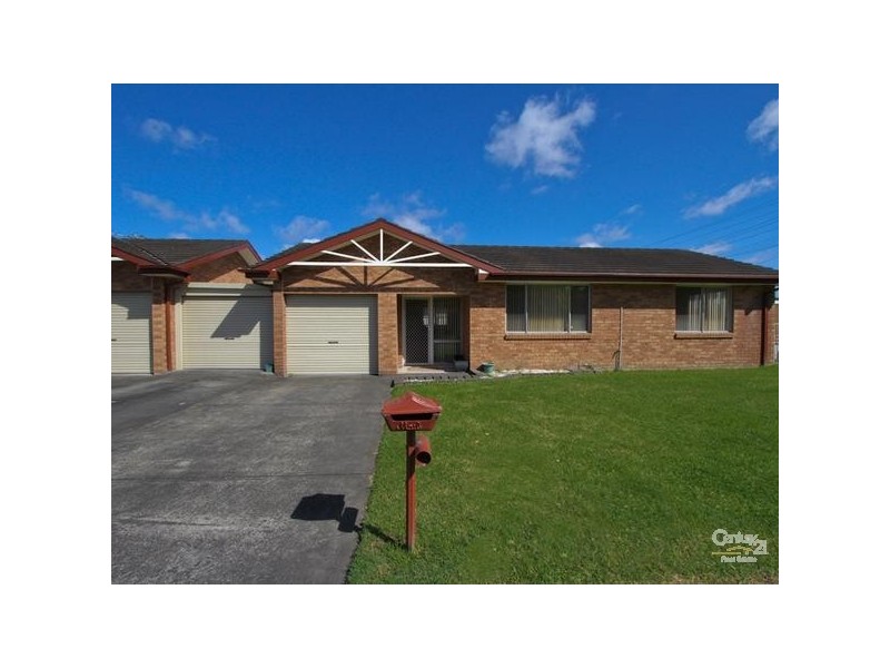 1/2 Eino Place, Eleebana NSW 2282