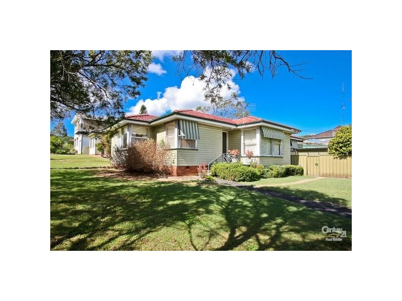 1 Ratcliffe Street, Eleebana NSW 2282