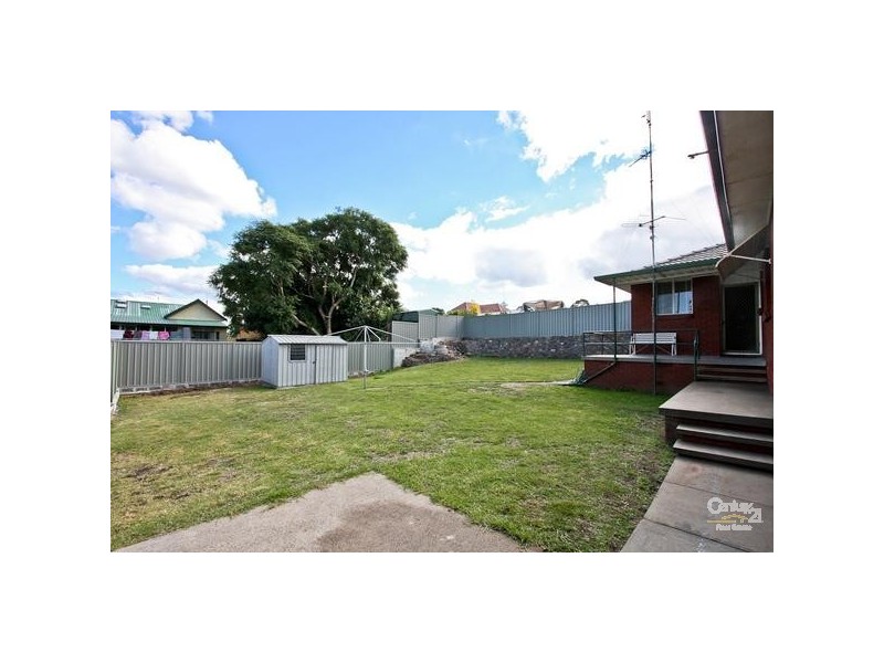 25 Alley Street, Speers Point NSW 2284