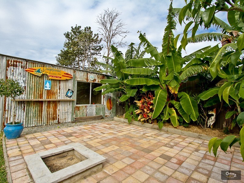 4 Lentara Road, Belmont North NSW 2280