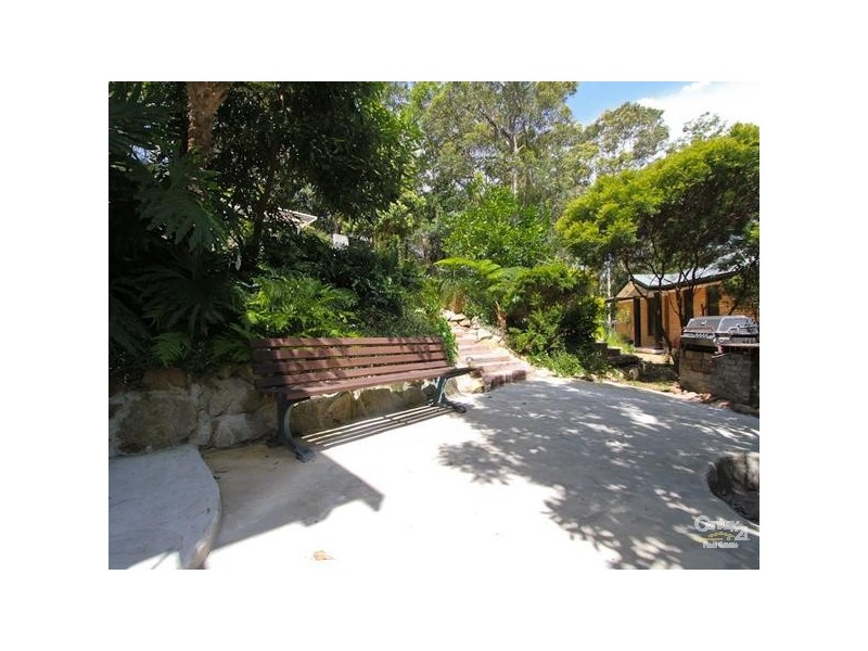 5 Paris Close, Valentine NSW 2280