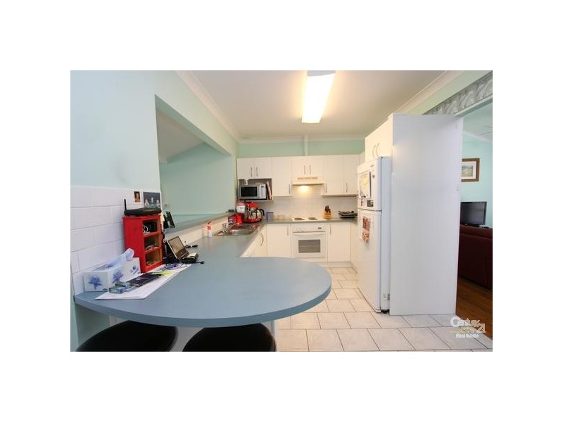 34 Allambee Place, Valentine NSW 2280