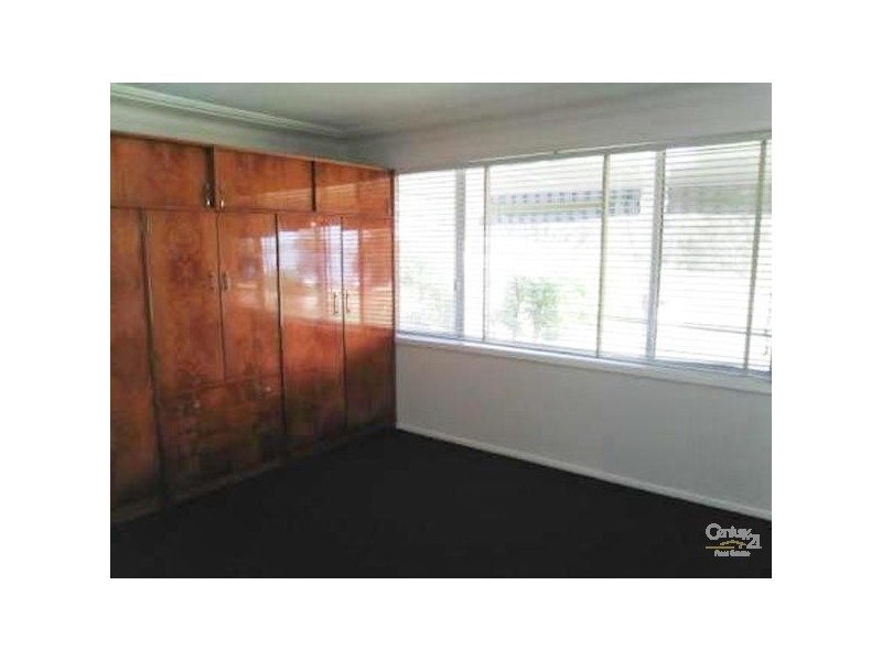 21 Anglers Place, Eleebana NSW 2282