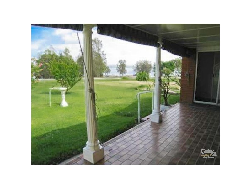 21 Anglers Place, Eleebana NSW 2282