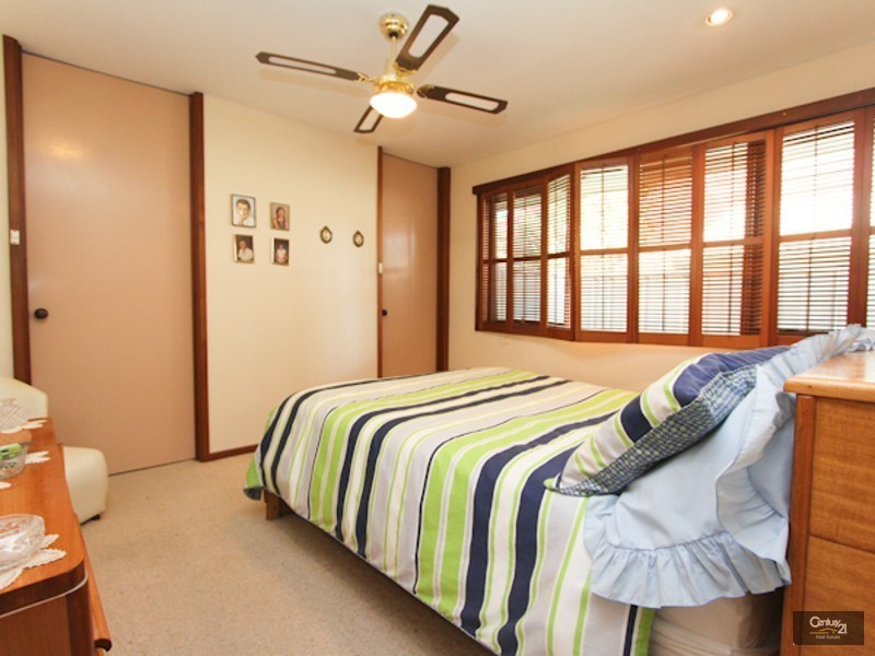6 Pindimar Close, Eleebana NSW 2282