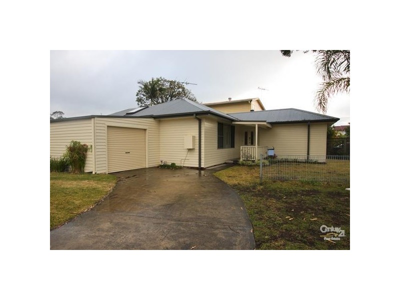 10 Melton Place, Croudace Bay NSW 2280