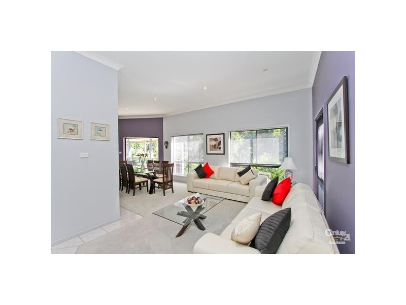 9 Espirit Close, Eleebana NSW 2282