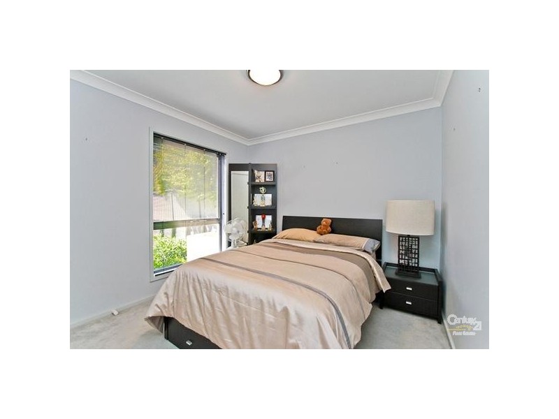 9 Espirit Close, Eleebana NSW 2282