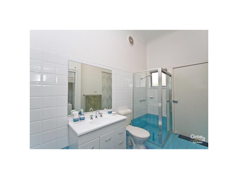 9 Espirit Close, Eleebana NSW 2282