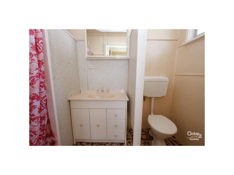 1/4 First Street, Cardiff South NSW 2285