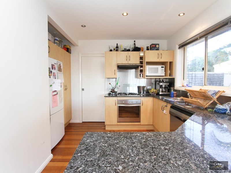 7 Seascape Drive, Redhead NSW 2290