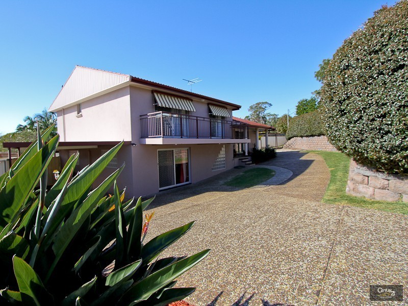 1 Dilkera Avenue, Valentine NSW 2280