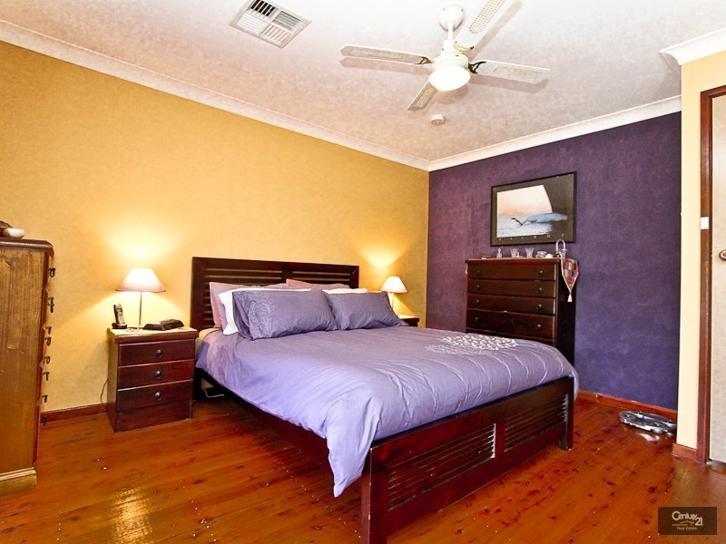 1 Dilkera Avenue, Valentine NSW 2280