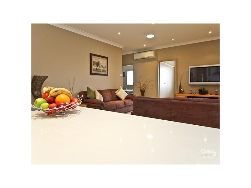 36 Master Street, Belmont North NSW 2280