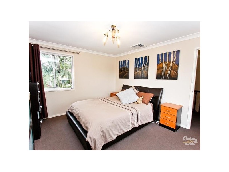 12 Kiera Close, Valentine NSW 2280