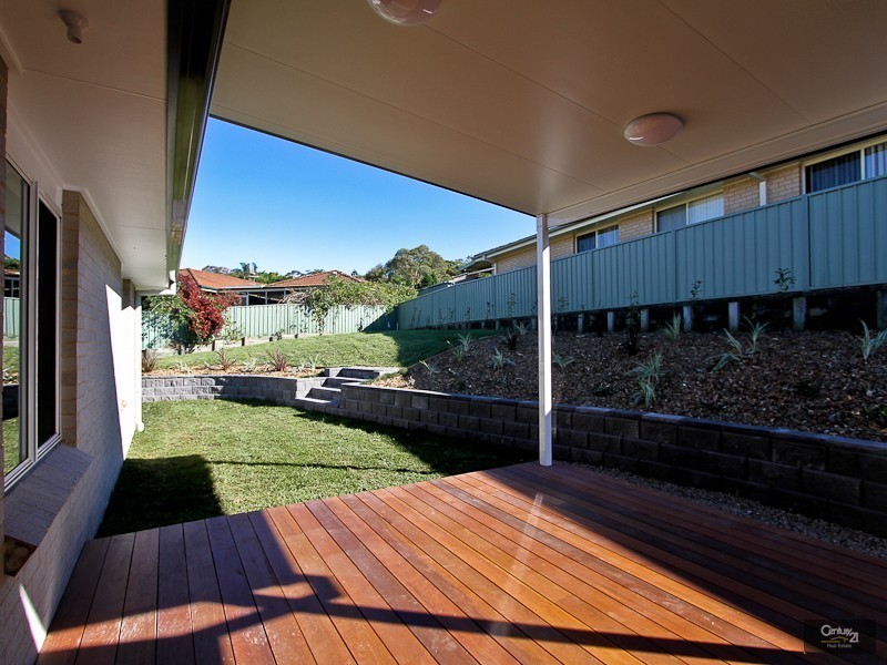 6 John Darling Avenue, Belmont North NSW 2280