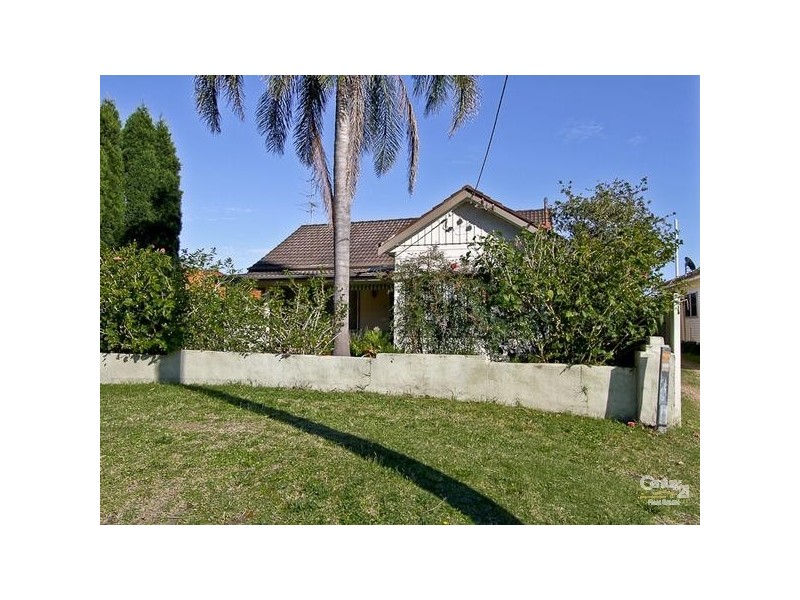 5 Jones Avenue, Warners Bay NSW 2282
